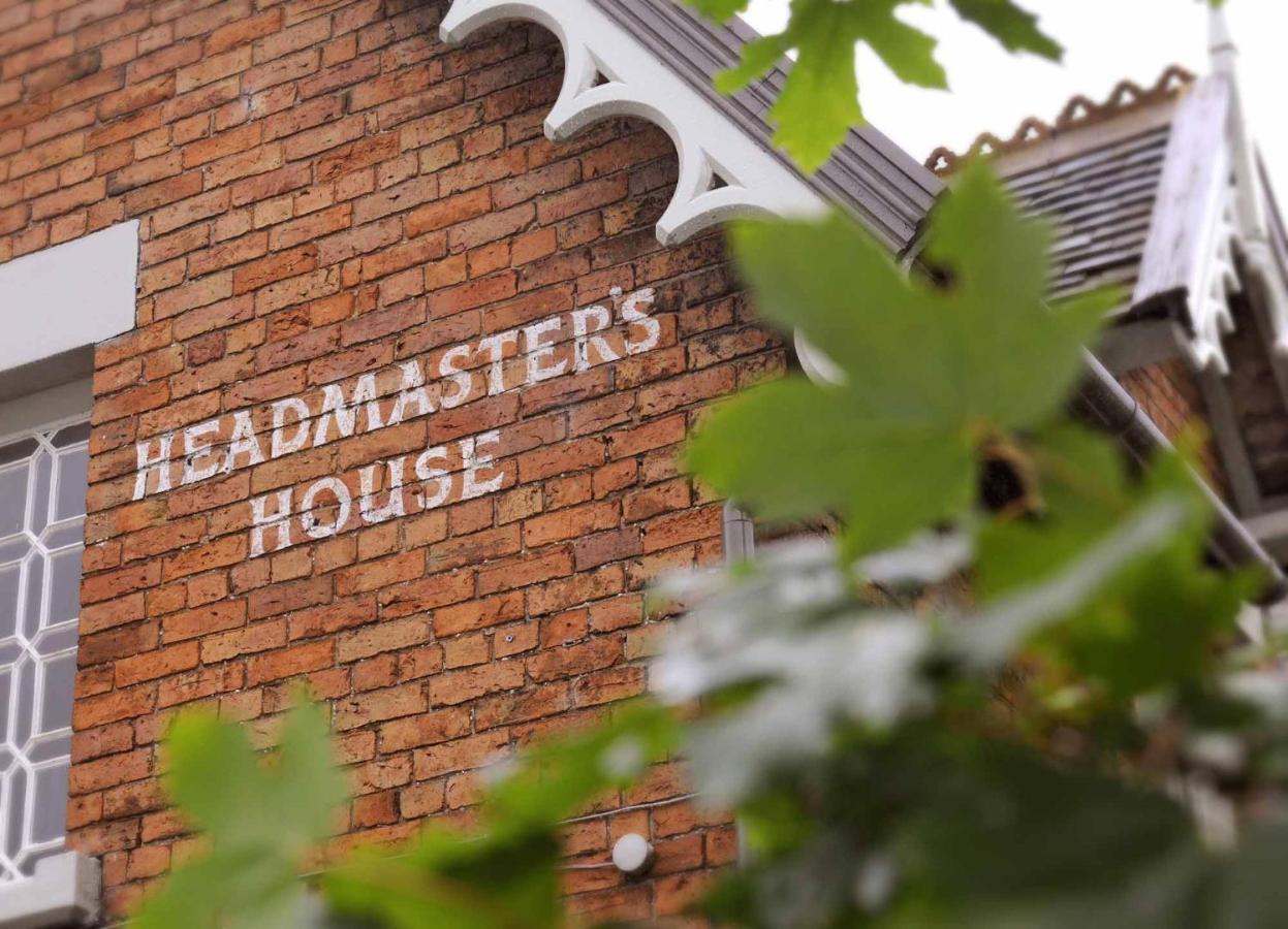 The Cholmondeley Arms Hotel Wrenbury Exterior photo
